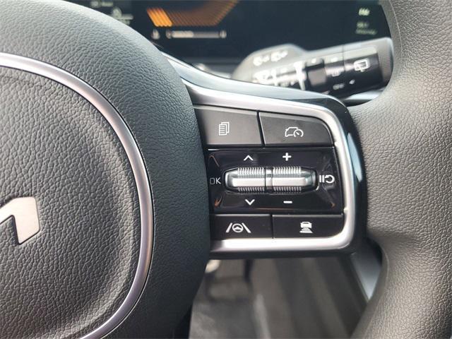 new 2025 Kia Sorento car, priced at $29,647