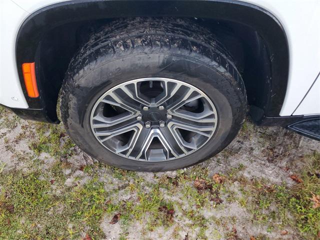 used 2024 Jeep Wagoneer car, priced at $38,900