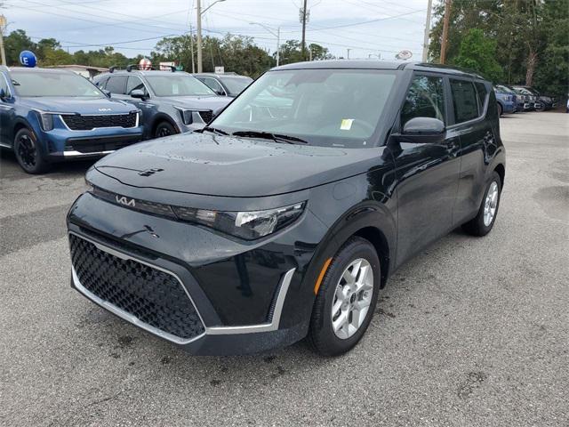 new 2025 Kia Soul car, priced at $19,906