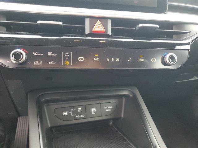 new 2025 Kia K5 car, priced at $24,979