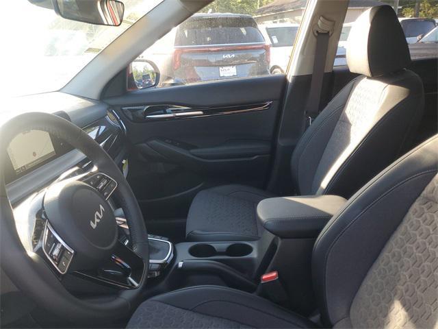 new 2025 Kia Seltos car, priced at $26,058