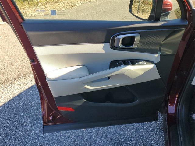 new 2025 Kia Sorento car, priced at $33,534