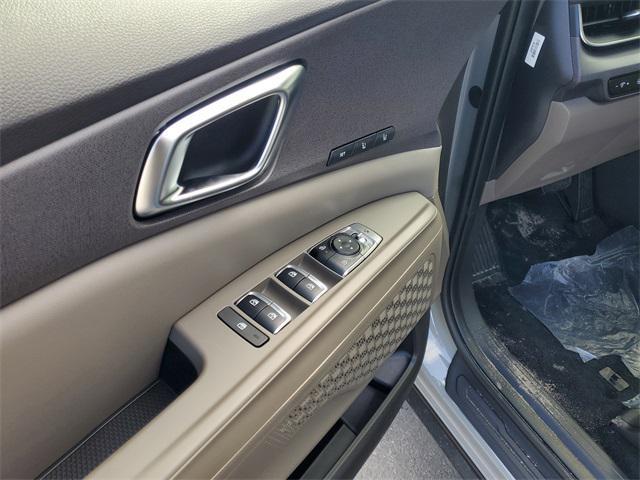 new 2026 Kia Carnival Hybrid car, priced at $43,320