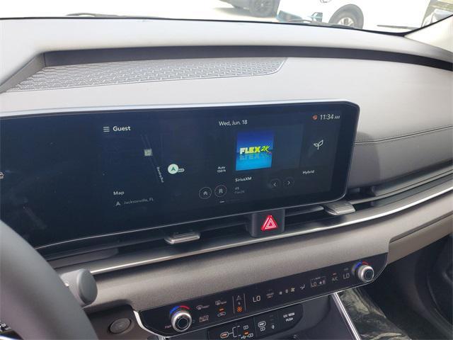 new 2025 Kia Carnival Hybrid car, priced at $39,830