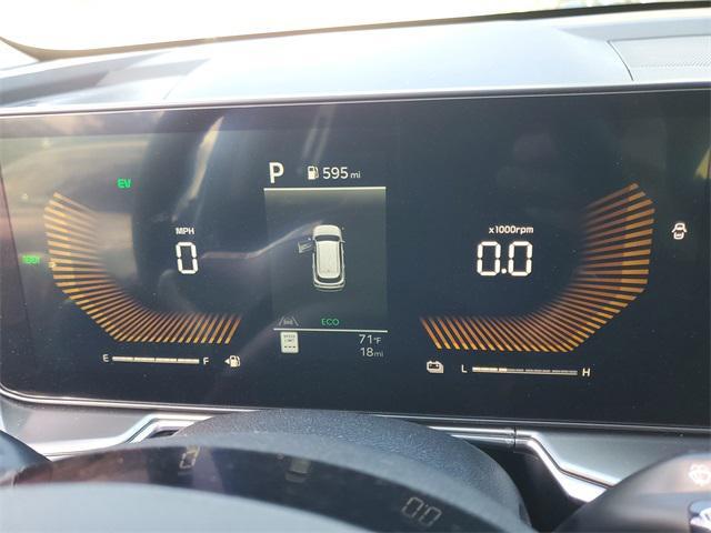 new 2025 Kia Sorento Hybrid car, priced at $38,470