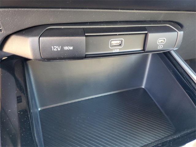 new 2025 Kia Niro car, priced at $26,057