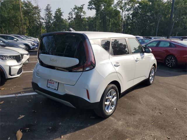 new 2025 Kia Soul car, priced at $19,525