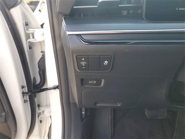 new 2025 Kia K5 car, priced at $26,822