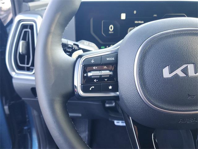 new 2025 Kia Sorento Hybrid car, priced at $43,454