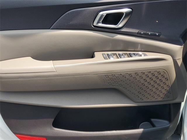 new 2025 Kia Carnival car, priced at $38,988
