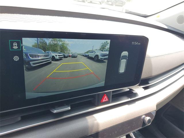 new 2025 Kia Carnival car, priced at $38,988
