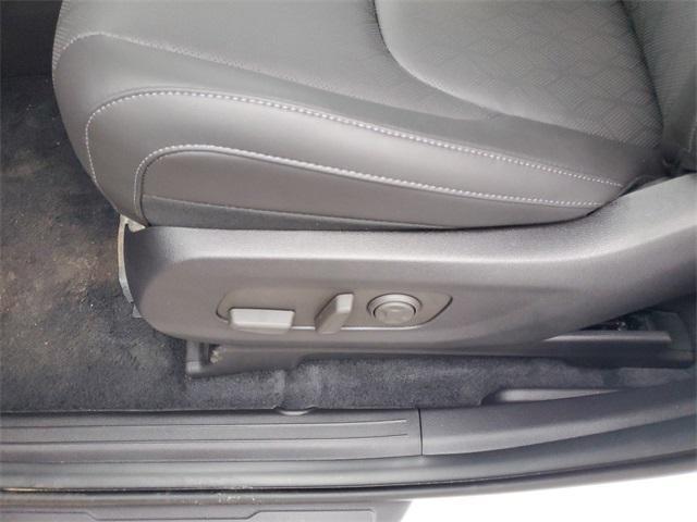 new 2025 Kia Carnival car, priced at $36,076
