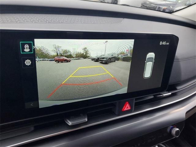 new 2025 Kia Carnival car, priced at $36,076