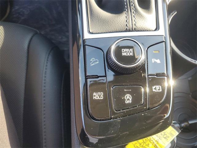new 2025 Kia Sportage car, priced at $29,753