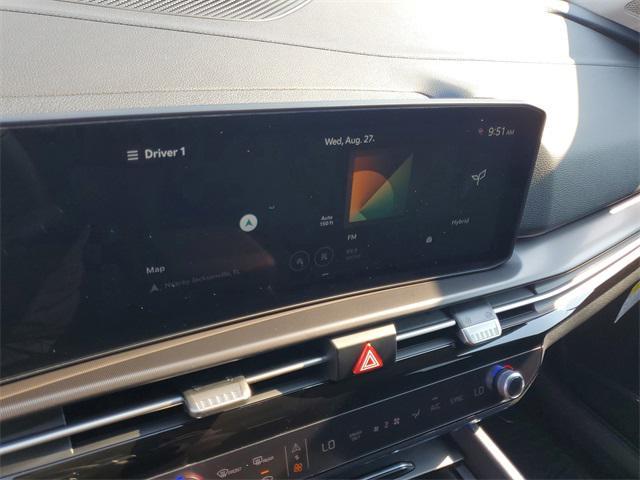 new 2026 Kia Sportage Hybrid car, priced at $39,574