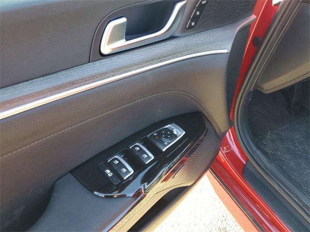 new 2025 Kia K5 car, priced at $32,997