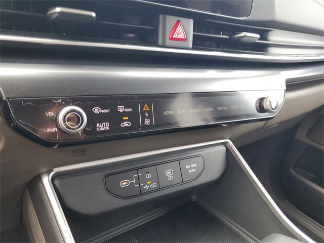 new 2026 Kia Carnival car, priced at $38,103
