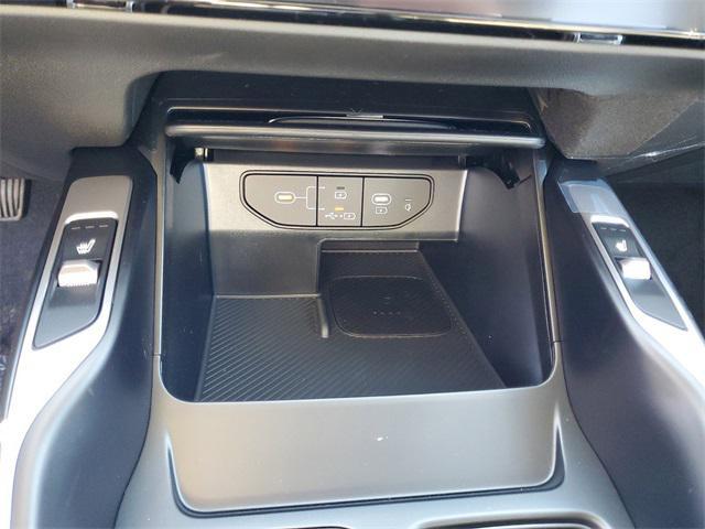 new 2025 Kia Sorento Hybrid car, priced at $35,985