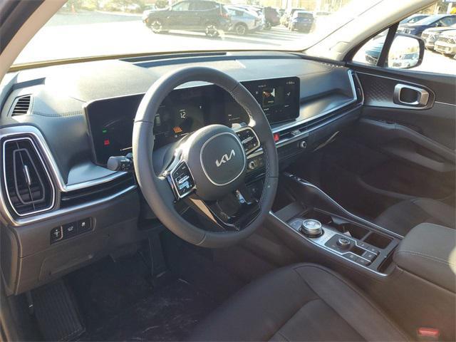new 2025 Kia Sorento Hybrid car, priced at $35,985
