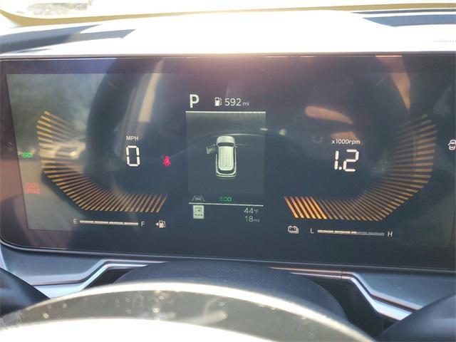 new 2025 Kia Sorento Hybrid car, priced at $35,985
