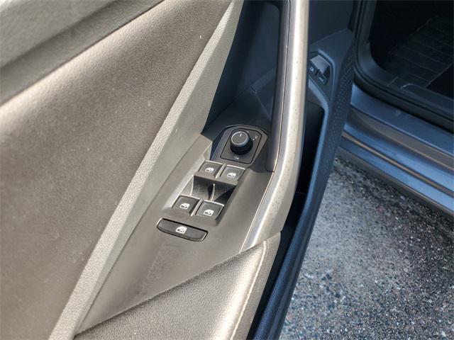 used 2024 Volkswagen Jetta car, priced at $16,480