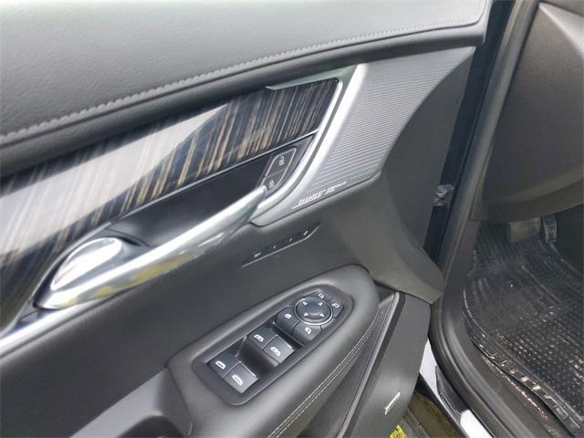 used 2023 Cadillac XT6 car, priced at $31,500