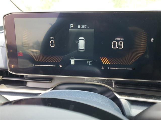 new 2025 Kia Carnival car, priced at $39,011