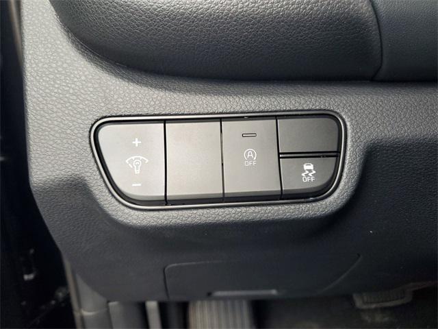 new 2025 Kia Seltos car, priced at $24,055