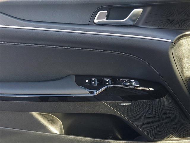 new 2025 Kia K5 car, priced at $29,271