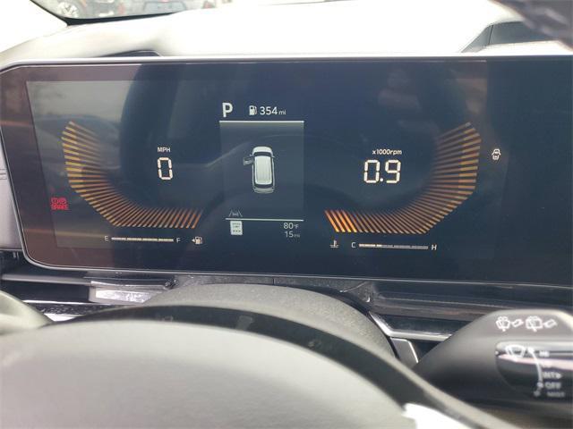 new 2025 Kia Carnival car, priced at $36,067