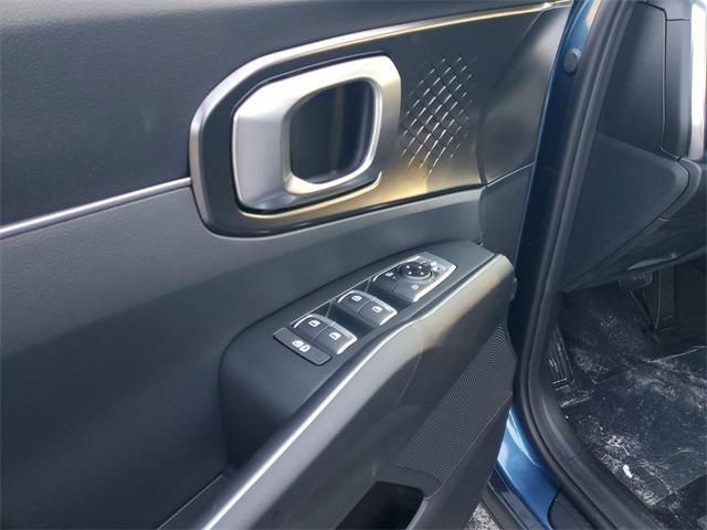 new 2026 Kia Sorento Hybrid car, priced at $38,281