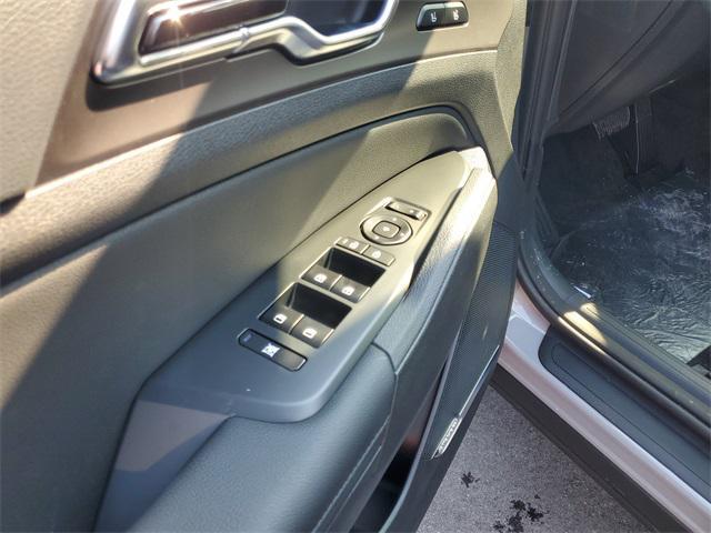 new 2026 Kia Sportage Hybrid car, priced at $39,574