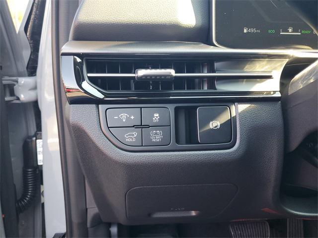 new 2026 Kia Sportage Hybrid car, priced at $39,574