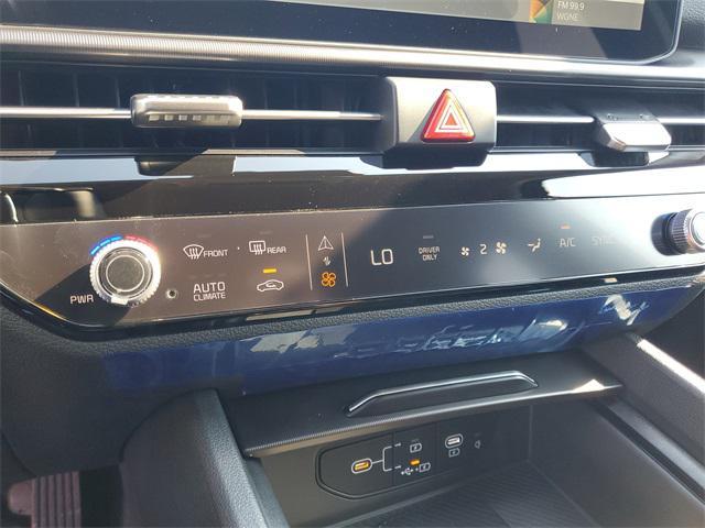 new 2026 Kia Sportage Hybrid car, priced at $39,574