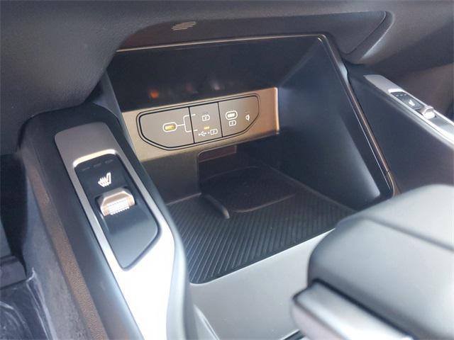 new 2025 Kia Sorento car, priced at $31,718