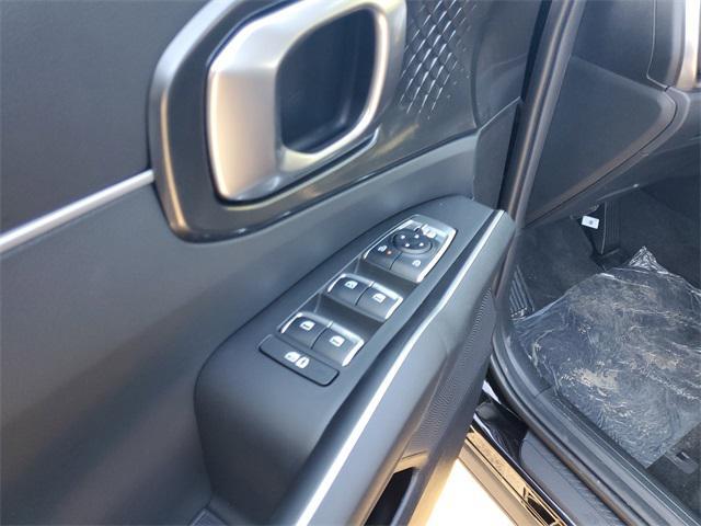 new 2025 Kia Sorento car, priced at $31,692