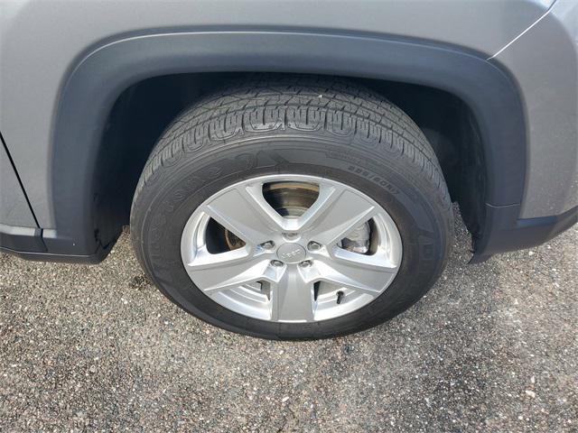 used 2022 Jeep Compass car, priced at $21,380