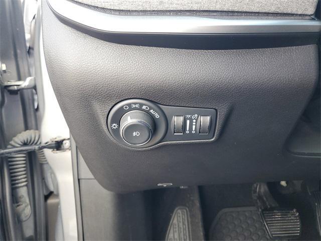 used 2022 Jeep Compass car, priced at $21,380