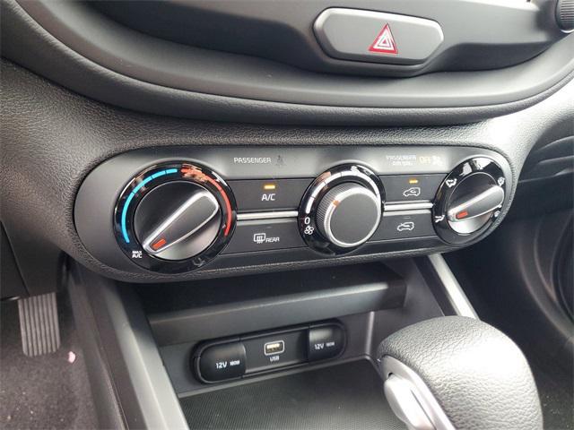 new 2025 Kia Soul car, priced at $20,177