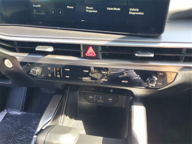 new 2025 Kia Sorento car, priced at $29,793