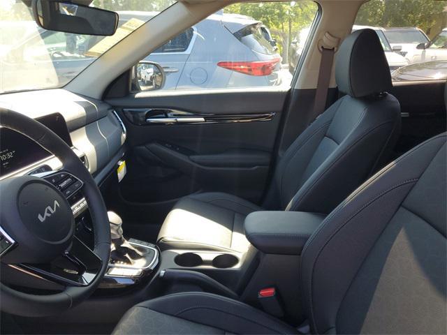 new 2025 Kia Seltos car, priced at $24,003