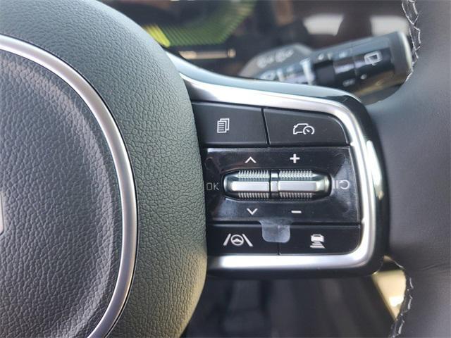 new 2025 Kia Sorento car, priced at $33,726