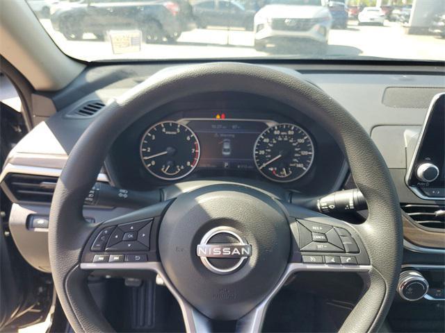 used 2023 Nissan Altima car, priced at $20,880