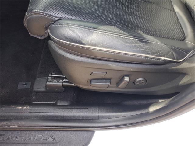 used 2022 Hyundai Santa Fe car, priced at $29,680