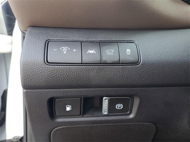 used 2022 Hyundai Santa Fe car, priced at $27,980