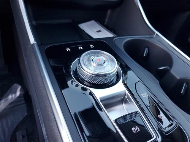 new 2026 Kia Carnival Hybrid car, priced at $47,182
