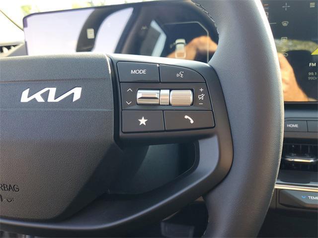new 2025 Kia K4 car, priced at $22,142
