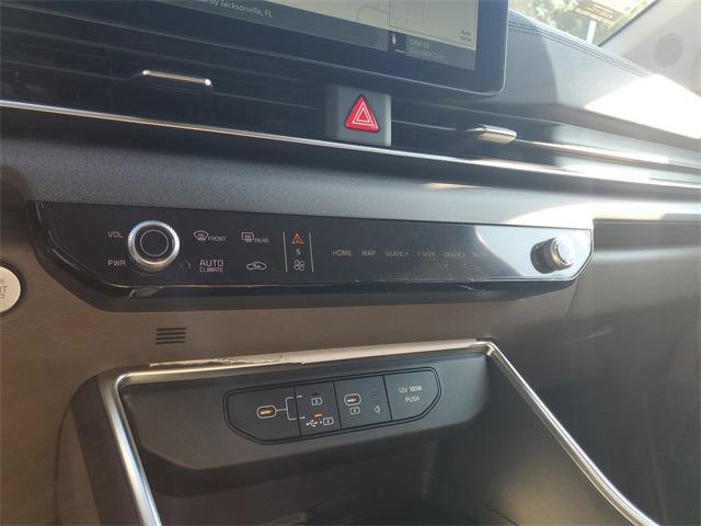 new 2026 Kia Carnival Hybrid car, priced at $42,338