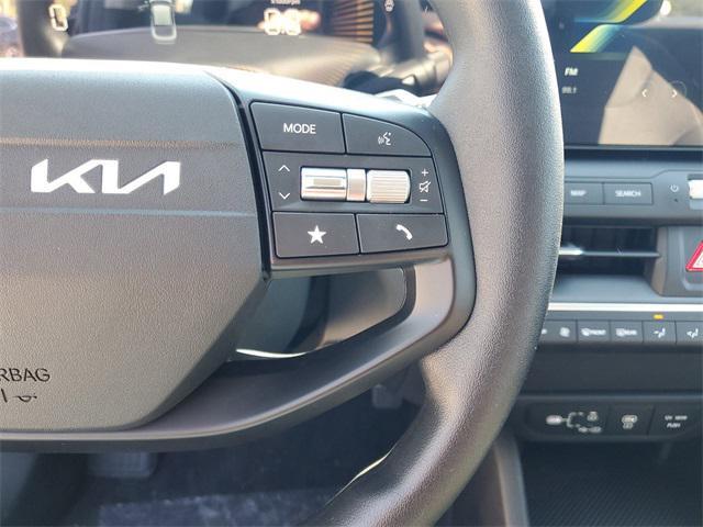 new 2025 Kia K4 car, priced at $22,012