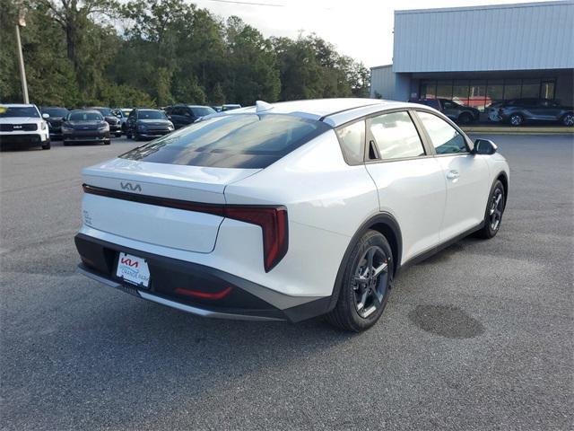 new 2025 Kia K4 car, priced at $22,012